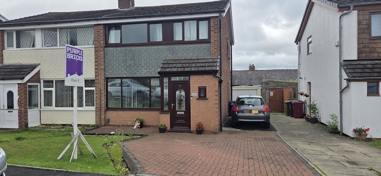 3 bedroom semi-detached house