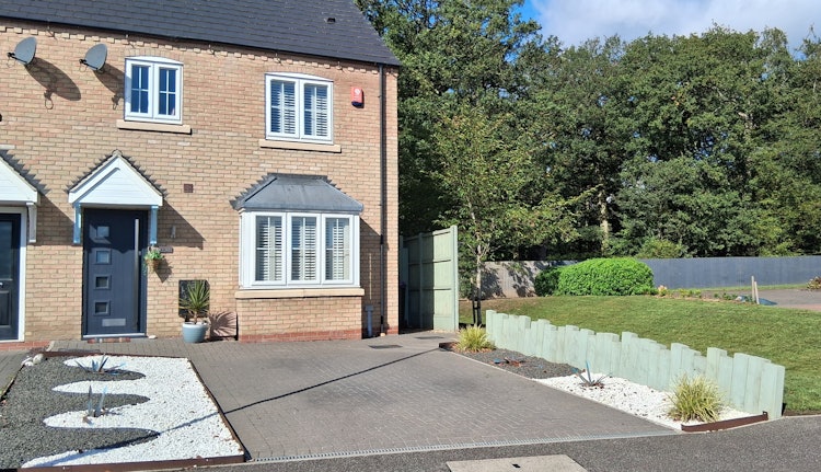 3 bedroom semi-detached house