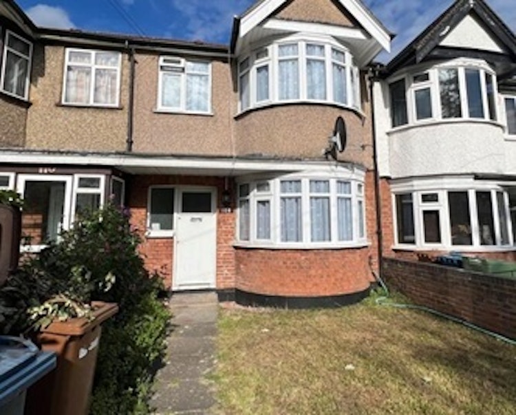 3 bedroom terraced house