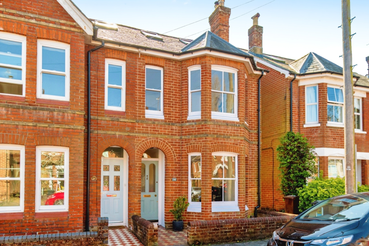 4 bedroom semi-detached house