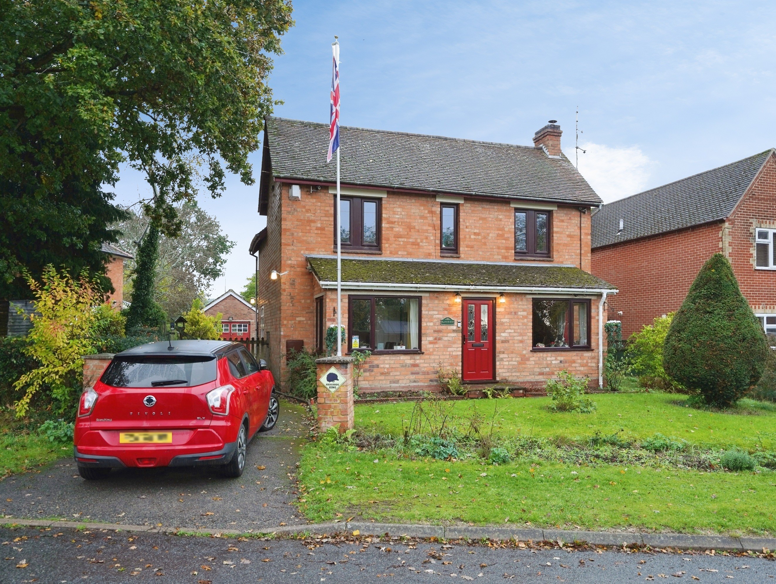 3 bedroom detached house for sale in Malvern | Purplebricks