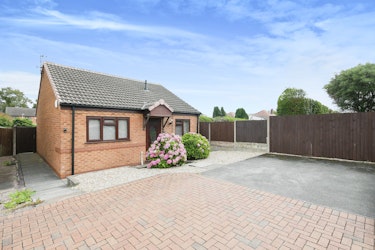Image for Whitney Close, mansfield