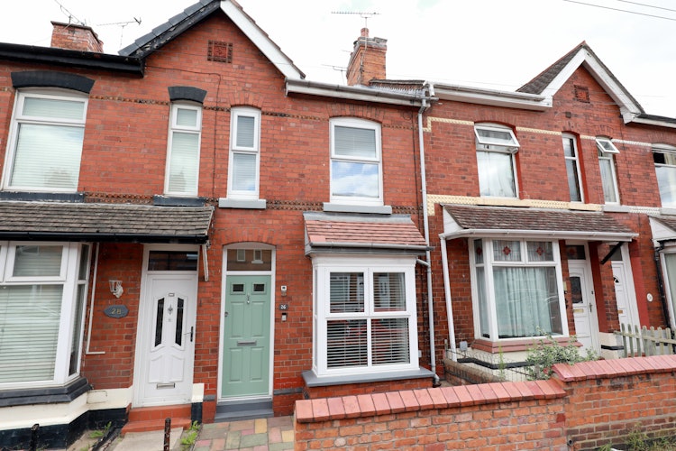 2 bedroom terraced house