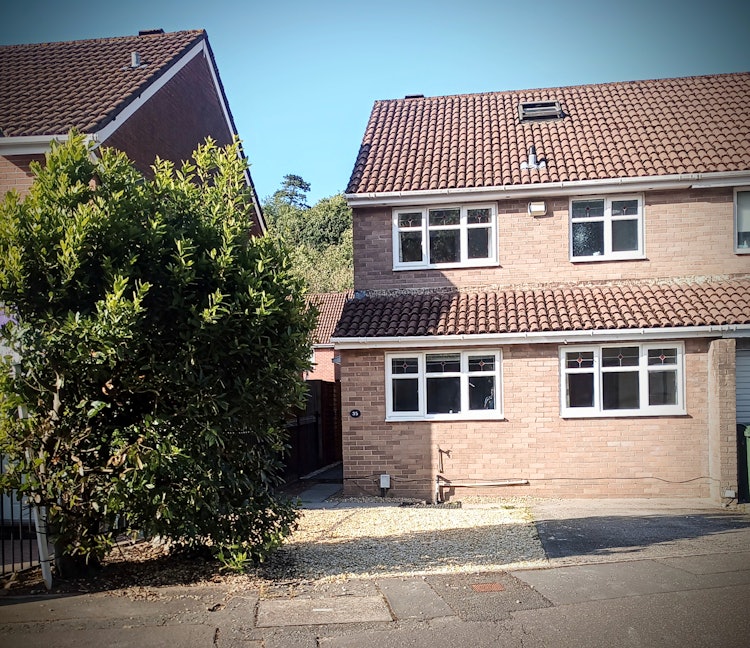 3 bedroom semi-detached house