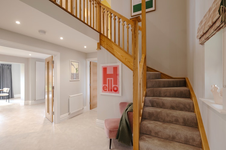 4 bedroom detached house