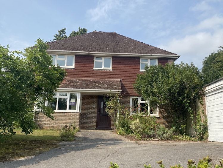 4 bedroom detached house