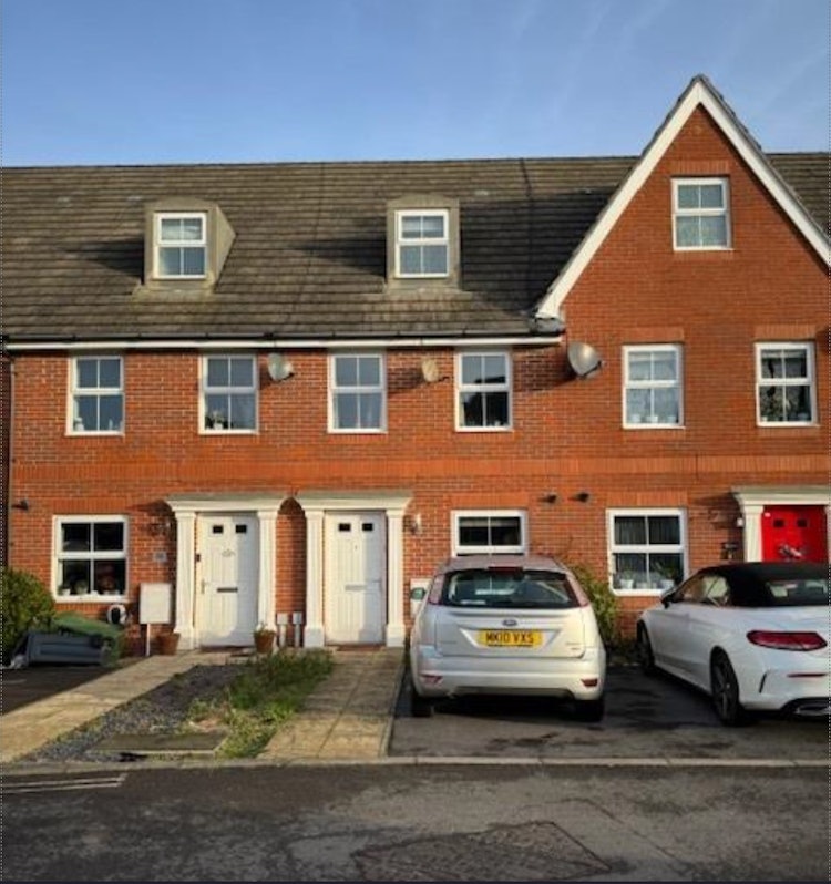 3 bedroom town house