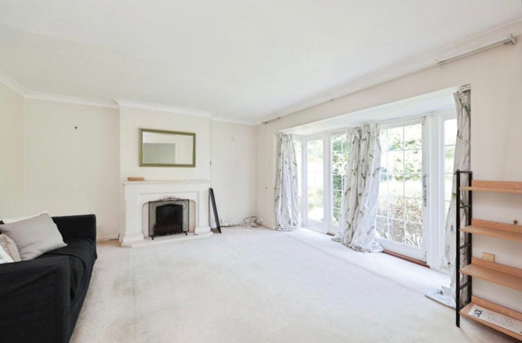 3 bedroom detached bungalow