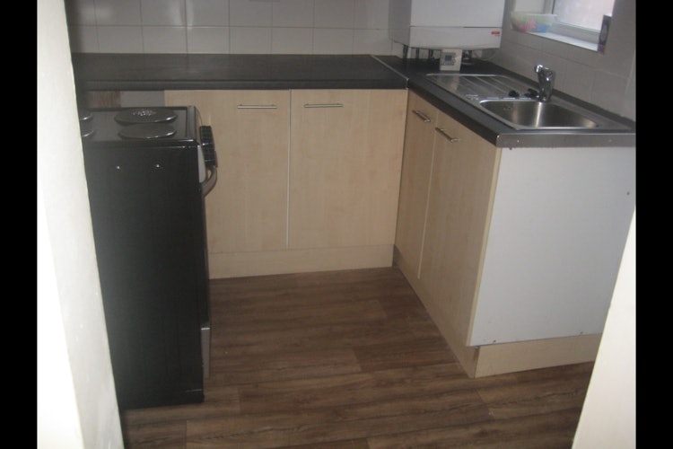 2 bedroom terraced house