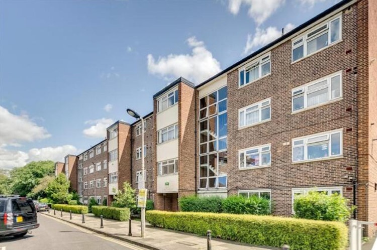 2 bedroom flat