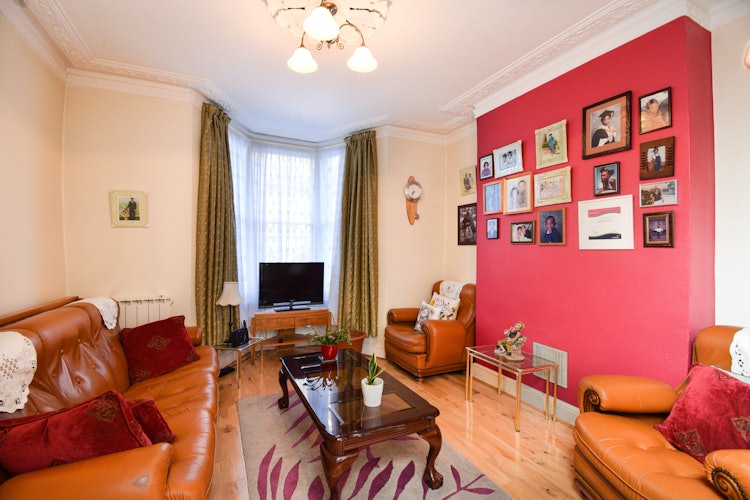 4 bedroom terraced house