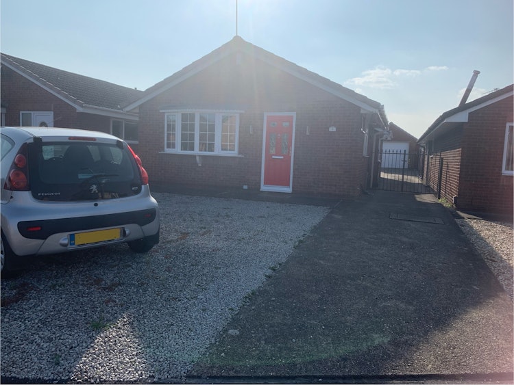 3 bedroom detached bungalow