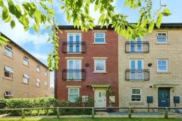 Image for Holts Crest Way, leeds