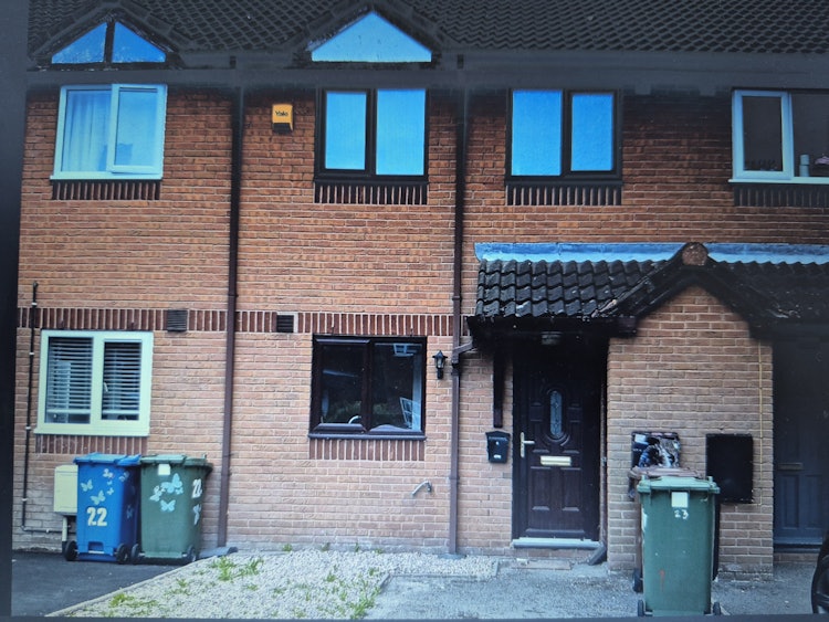 2 bedroom terraced house