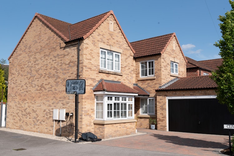4 bedroom detached house