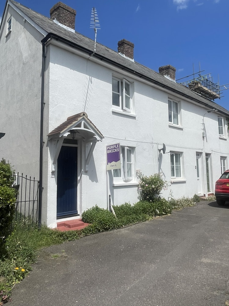 2 bedroom end of terrace house