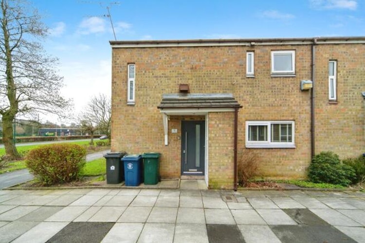 3 bedroom end of terrace house