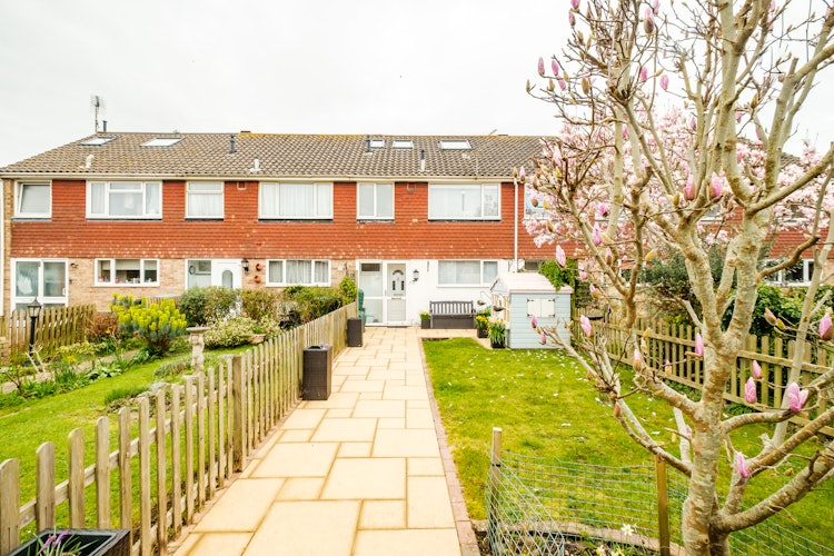 4 bedroom terraced house