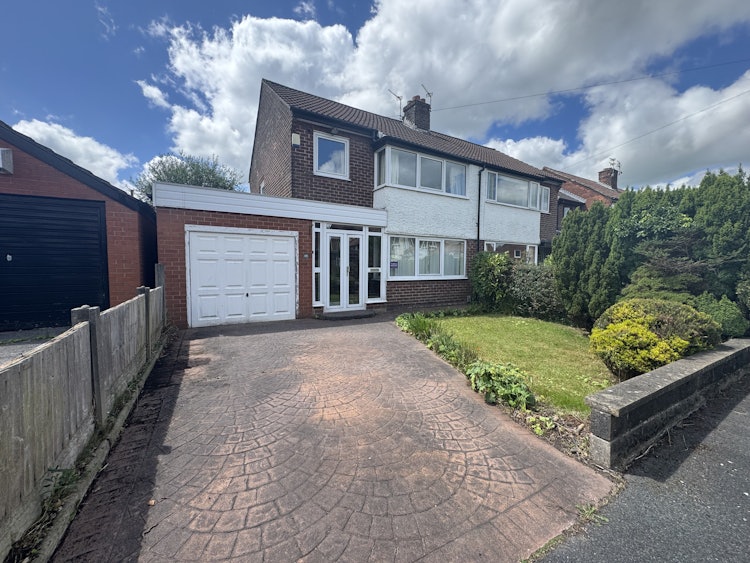 3 bedroom semi-detached house
