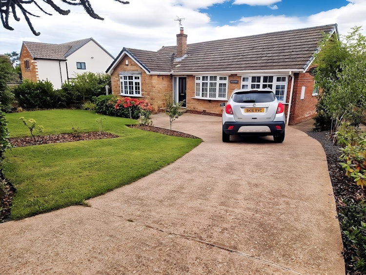 3 bedroom detached bungalow