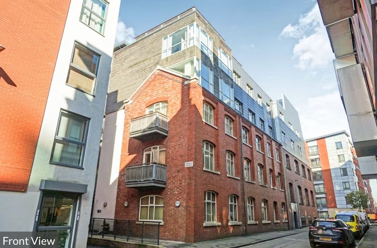 2 bedroom flat