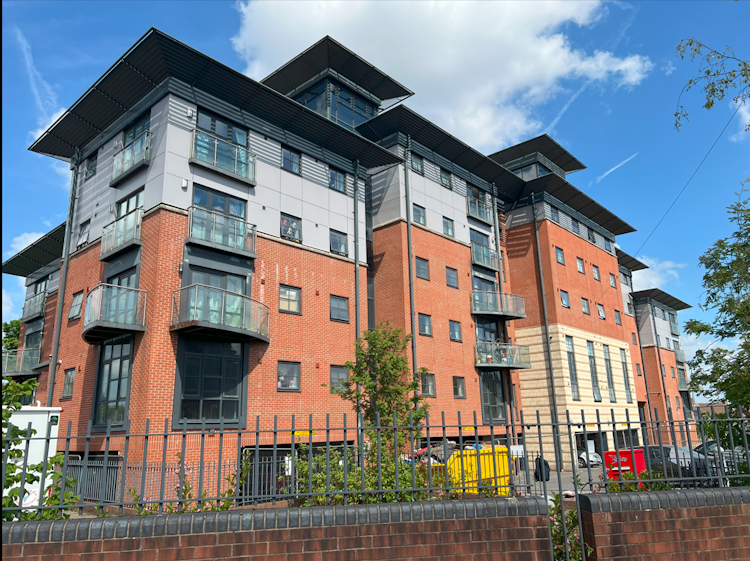 2 bedroom ground floor flat