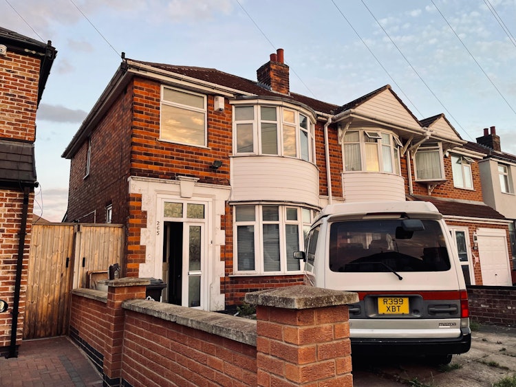 3 bedroom semi-detached house