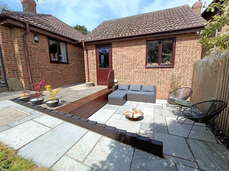 3 bedroom detached bungalow