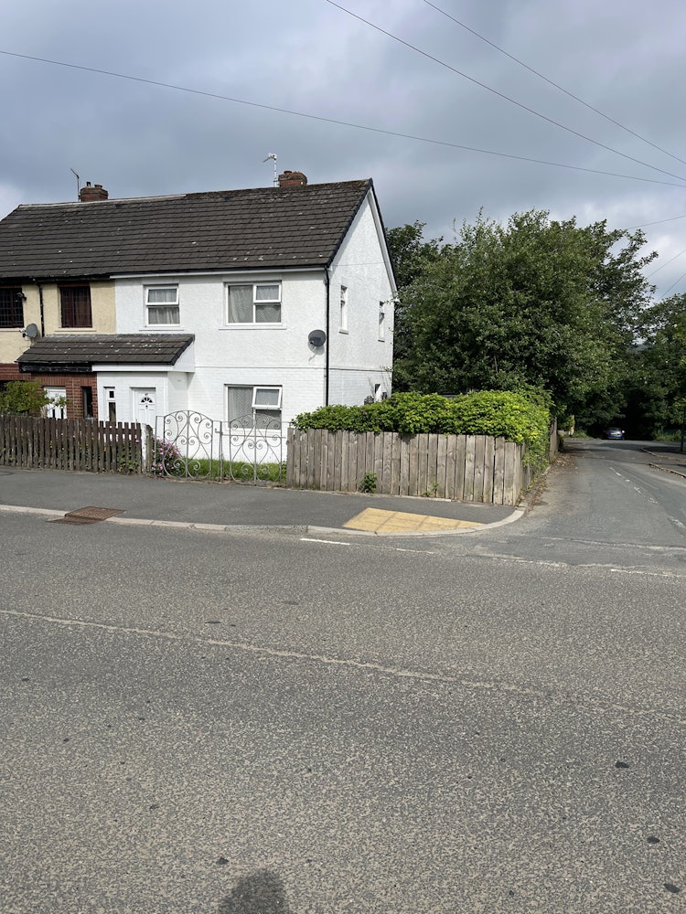 3 bedroom semi-detached house