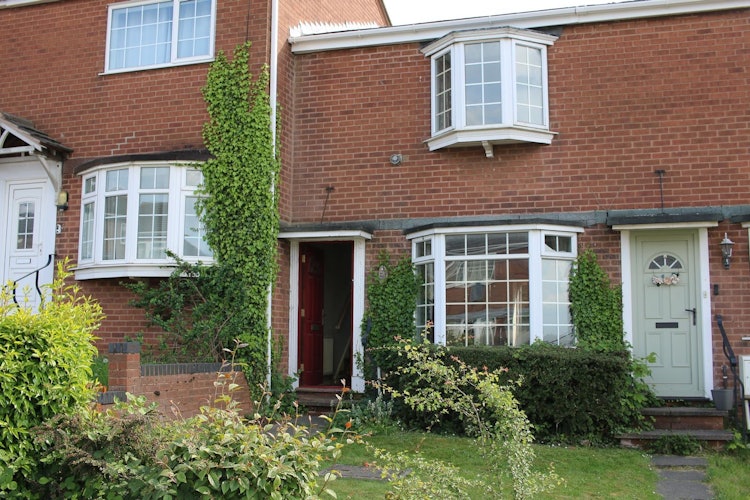 2 bedroom terraced house