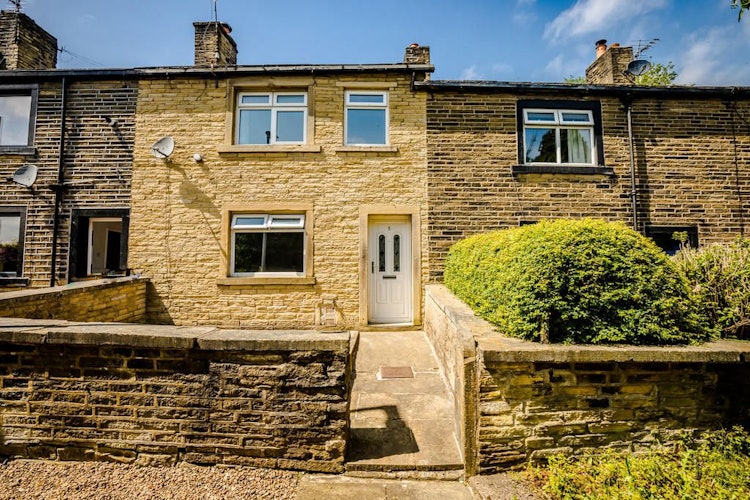 2 bedroom terraced house