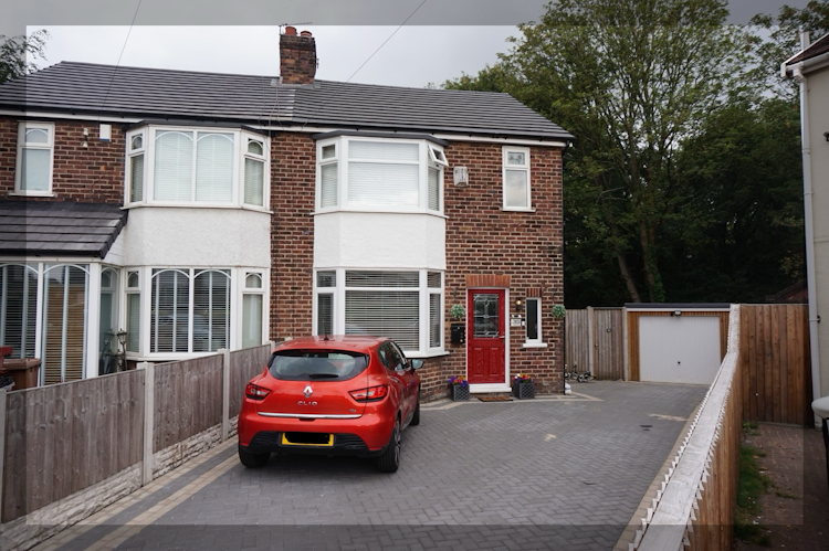 3 bedroom semi-detached house