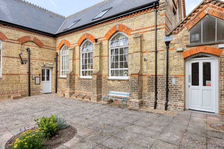 1 bedroom converted flat