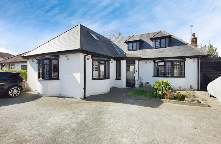 4 bedroom detached house