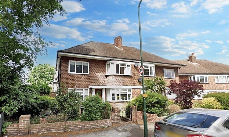 2 bedroom flat