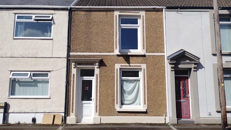 3 bedroom terraced house