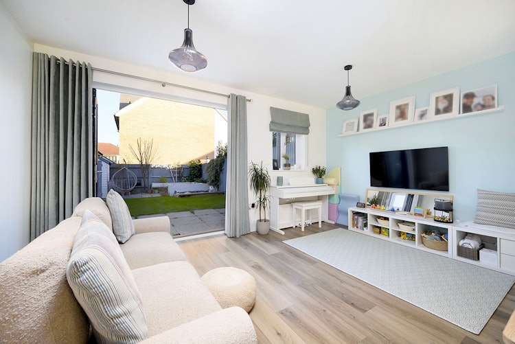 2 bedroom semi-detached house