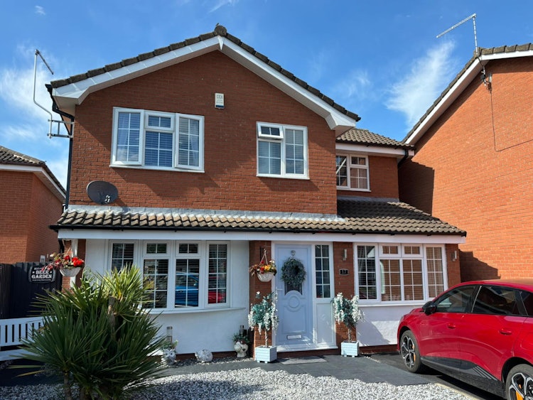 3 bedroom semi-detached house