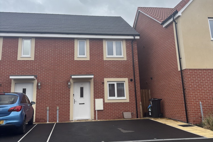 2 bedroom semi-detached house