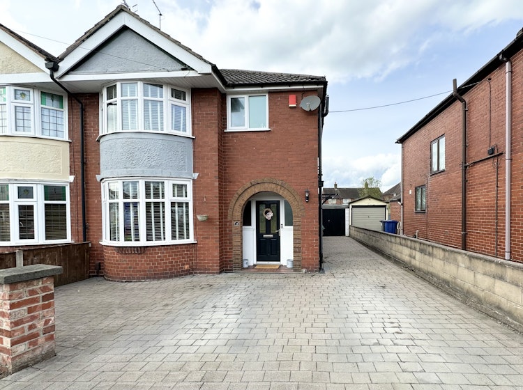 3 bedroom semi-detached house
