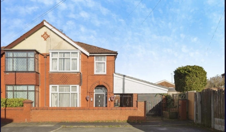 3 bedroom semi-detached house