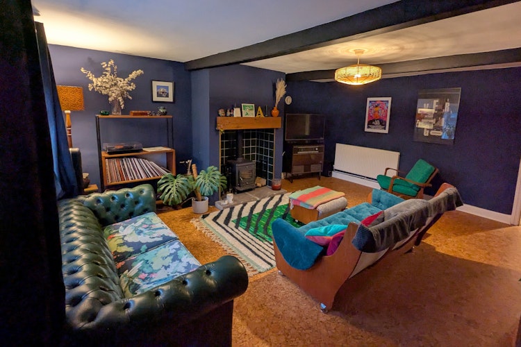 2 bedroom terraced house