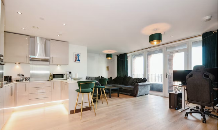 2 bedroom apartment