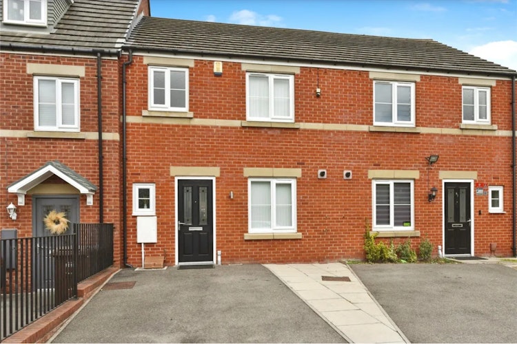 3 bedroom terraced house