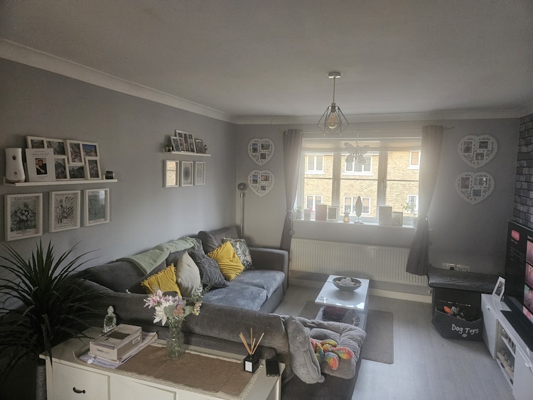 2 bedroom flat