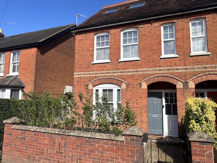 4 bedroom semi-detached house