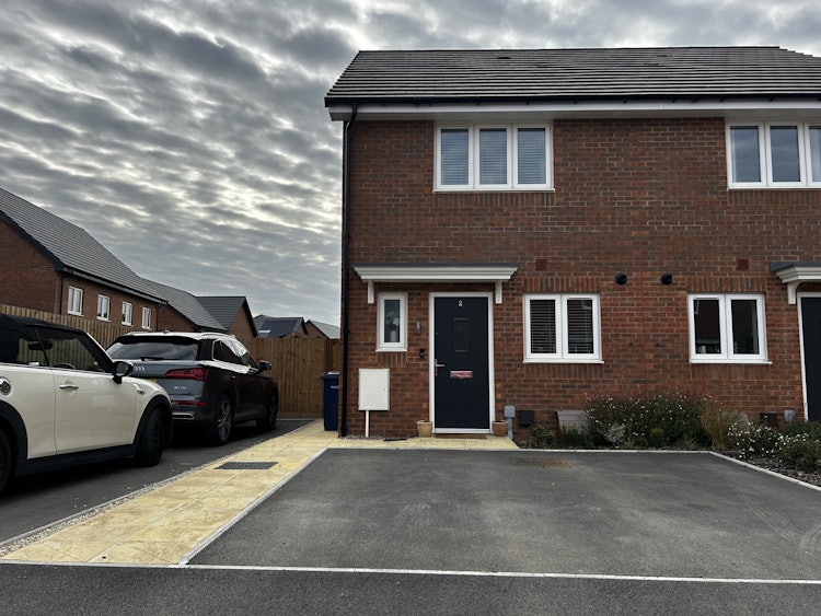 2 bedroom semi-detached house