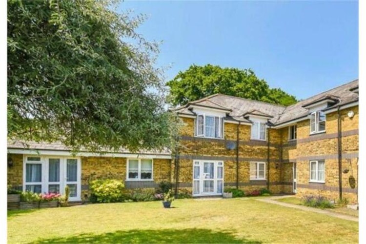 2 bedroom flat