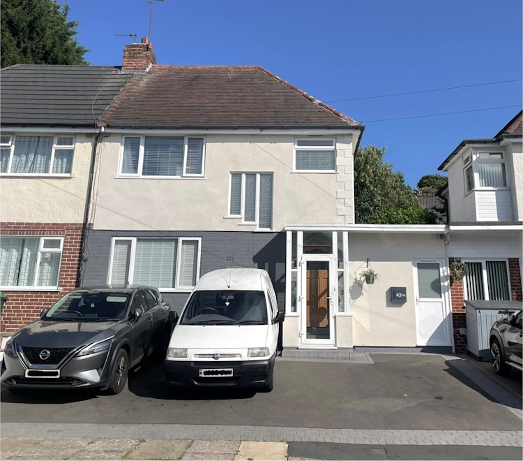 3 bedroom semi-detached house