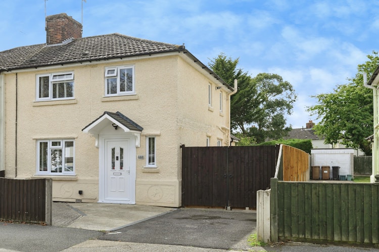 3 bedroom semi-detached house